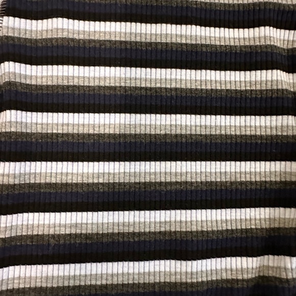 FREE PEOPLE XS 3/4 sleeve tops - Picture 6 of 7